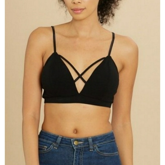 🌿CRISS CROSS BRALETTE🌿 - Picture 4 of 7